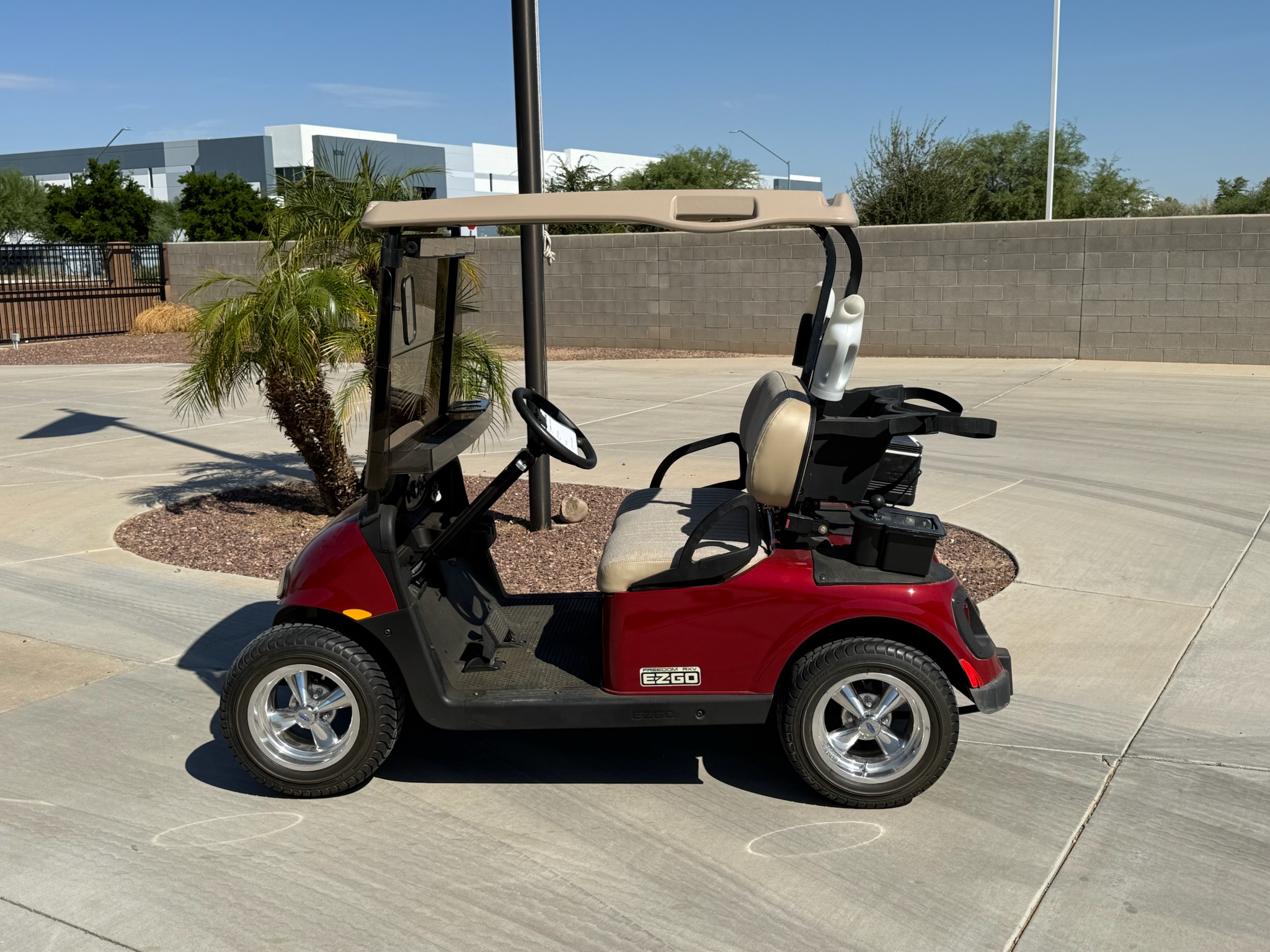 Custom wheels Clean Cart well maintained