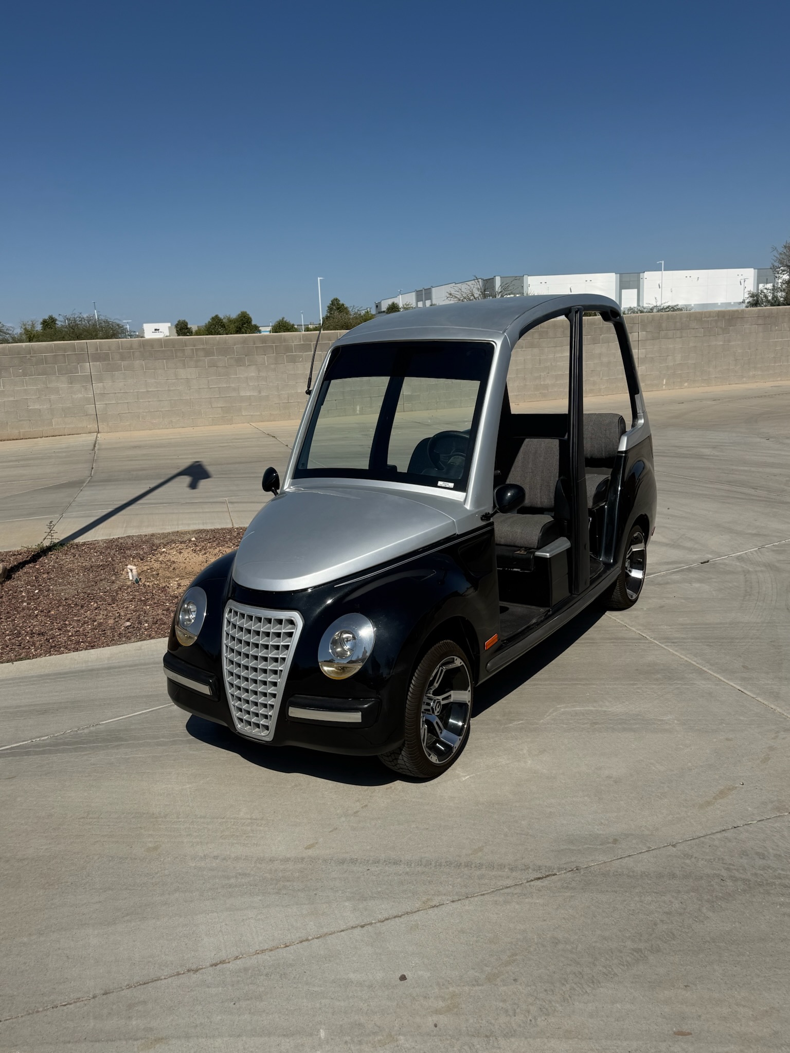 PT Cruiser golf cart